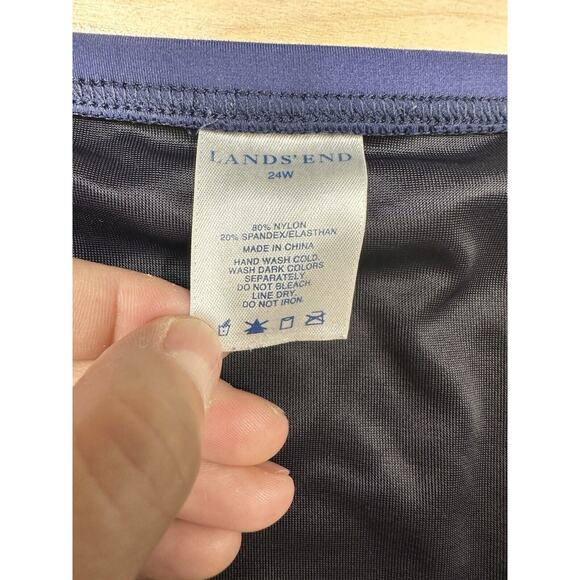 Lands Ends Women 2 Piece Tankini Swimsuit Set Size 24W Blue Floral Paisley - Picture 6 of 8